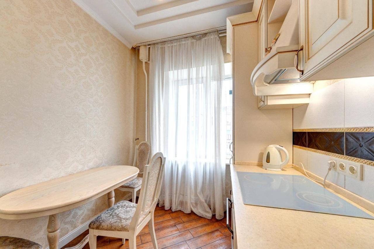 Apartments With 3 Rooms Near Palace Ukraine Κίεβο Εξωτερικό φωτογραφία